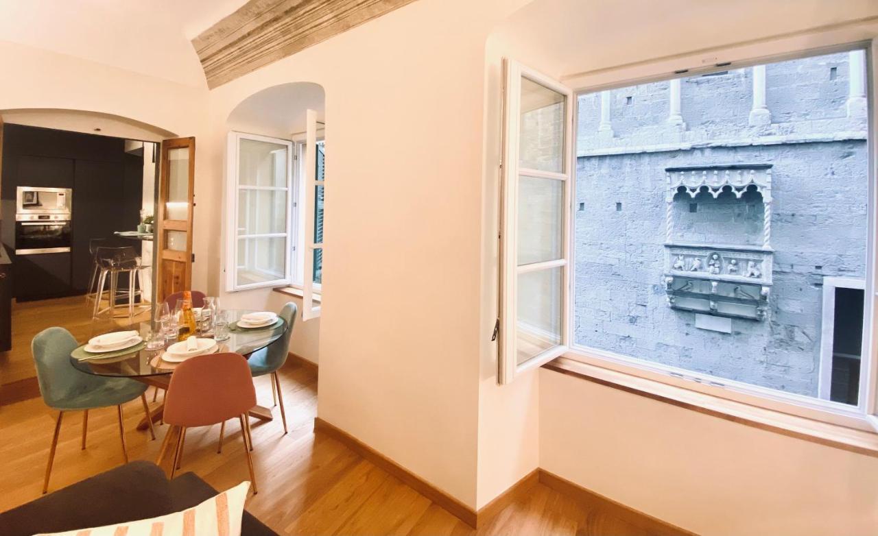 Apartment Amazing San Lorenzo 19, Rolli Palace Unesco - Stunning View Overlooking The Cathedral - Free Private Parking- Genoa