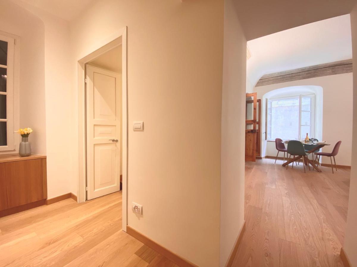 Amazing San Lorenzo 19, Rolli Palace Unesco - Stunning View Overlooking The Cathedral - Free Private Parking- * Genoa