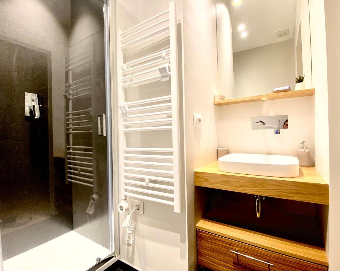 Amazing San Lorenzo 19, Rolli Palace Unesco - Stunning View Overlooking The Cathedral - Free Private Parking- Apartment